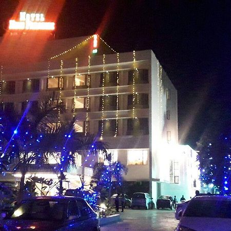 King Paradise Hotel Tiruchirappalli Ngoại thất bức ảnh