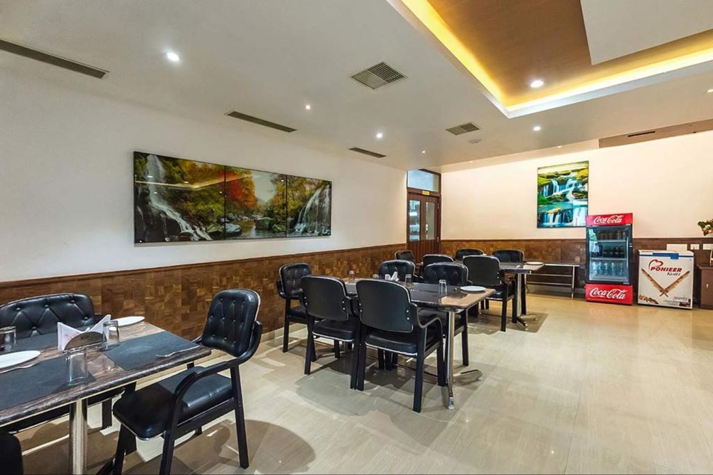 King Paradise Hotel Tiruchirappalli Ngoại thất bức ảnh